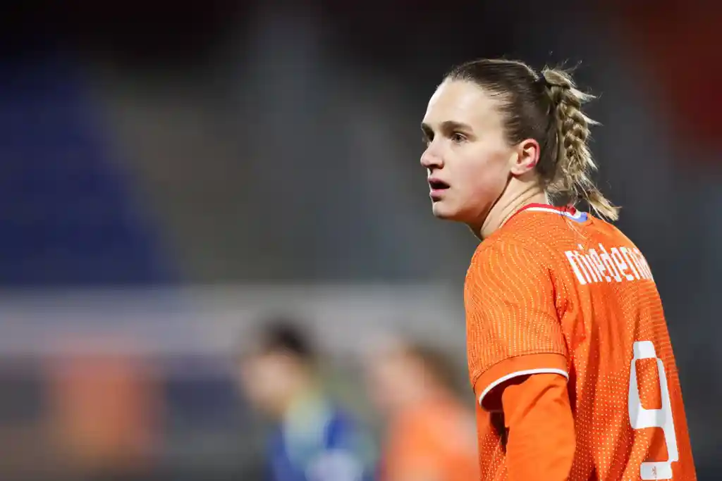 Unstoppable Miedema! Watch Viv score four goals in