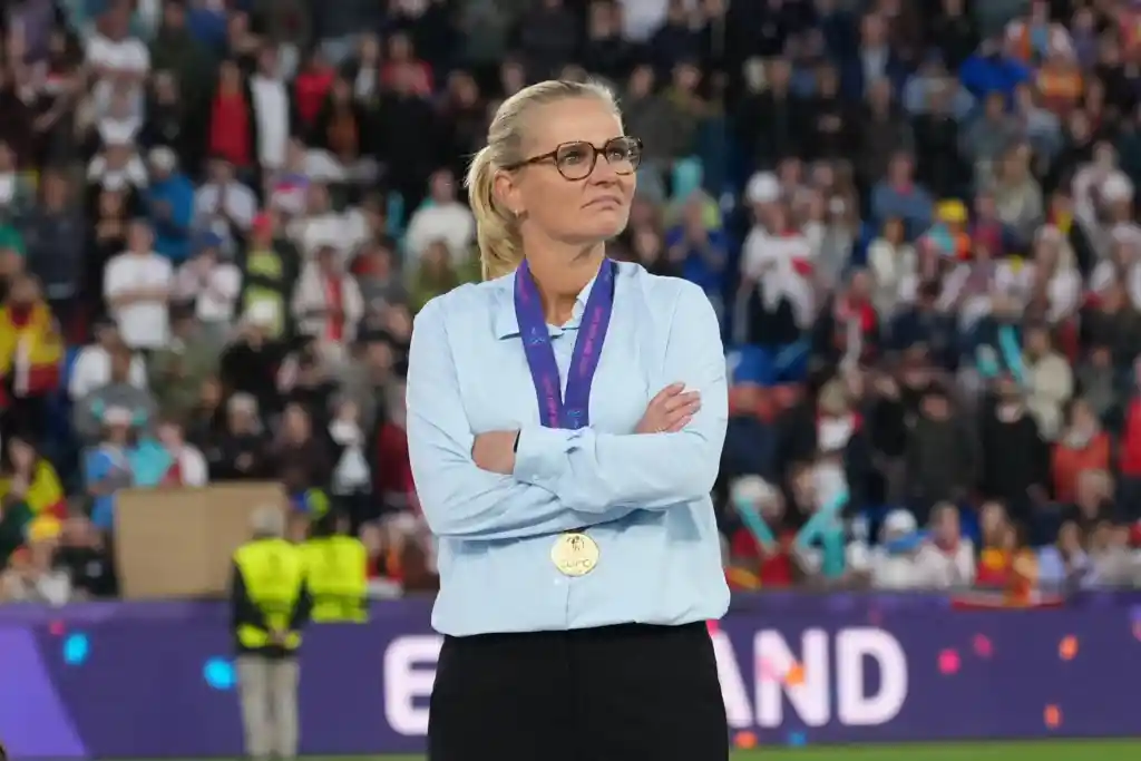 BBC SPOTY 2025: Lionesses coach and young star scoop major awards