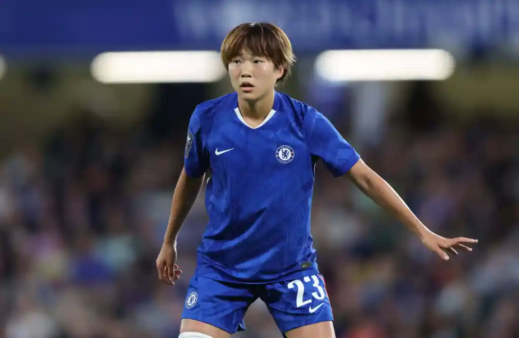 Chelsea loaned Japanese striker to Spurs