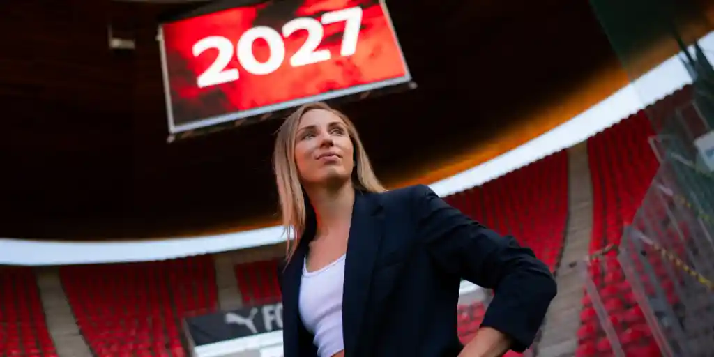 Barbora Votikova joins back SK Slavia Prague