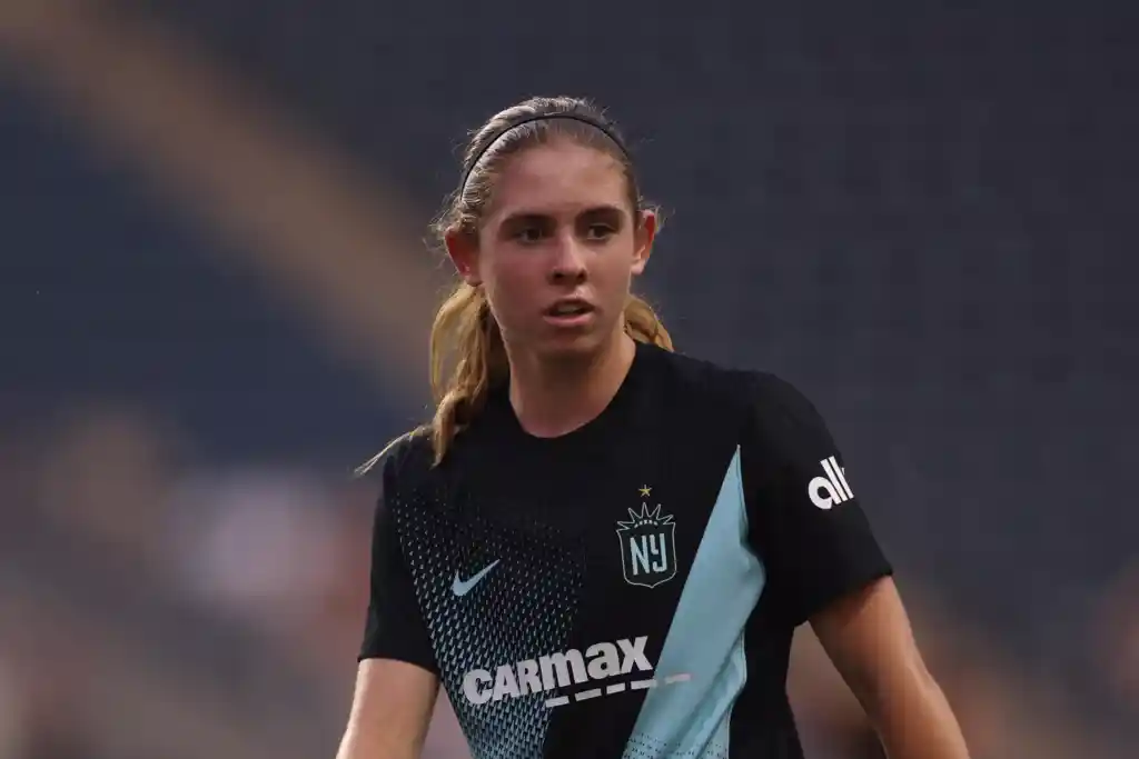 NJ/NY Gotham's McKenna Whitham, 14, becomes NWSL's youngest player