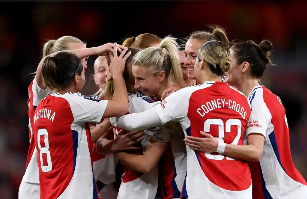 What a comeback for Pelova. After ACL injury break, she helped Arsenal with the 5:1 victory against Leicester