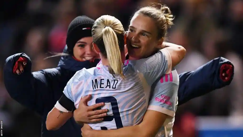 Lioness Beth Mead on facing Vivianne Miedema at Euros: ‘We’re very competitive’