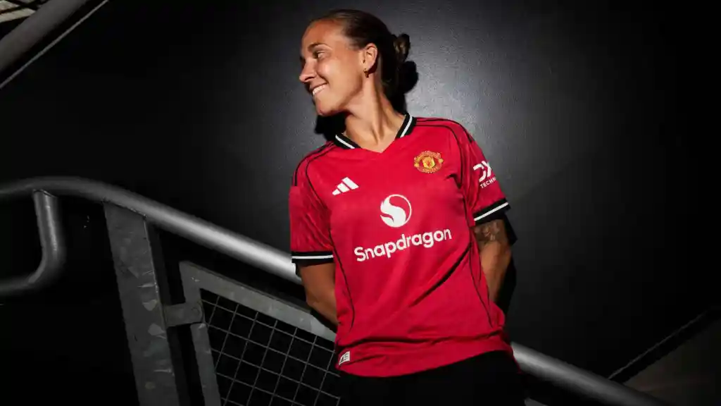Zigiotti Olme is back in England. Sweden internacional became a Red Devil
