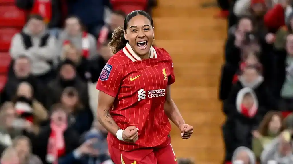 Arsenal to break world-record fee by signing Liverpool’s Olivia Smith for £1m