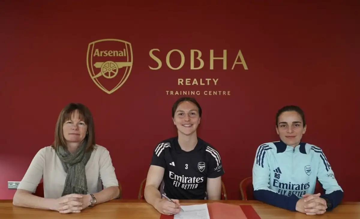 'I feel a huge amount of pride.' Lotte Wubben - Moy signs new Arsenal contract and made touching video