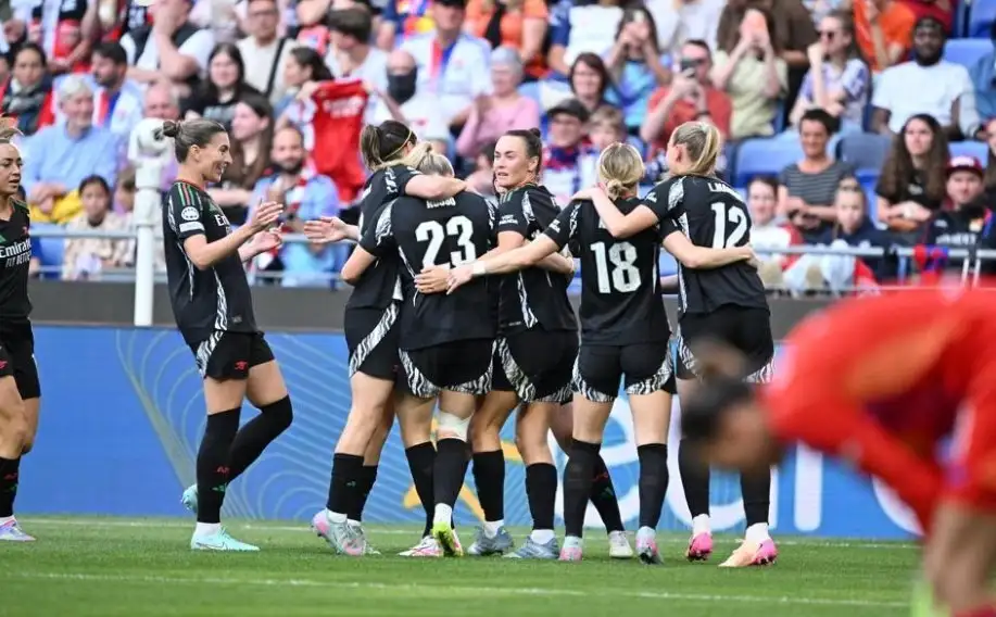 What a comeback! Arsenal turn semi-final around and play UWCL final for the first time in 18 years