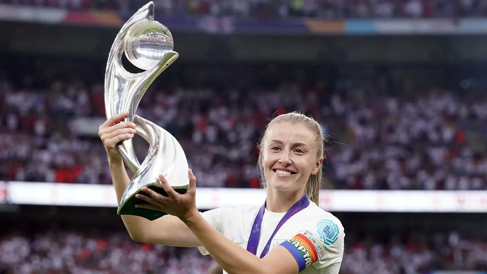England's captain, Arsenal's legend, endometriosis fighter. Leah Williamson on the importance of women's health in sport