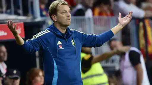 Two new coaches, one big win, one big disappointment. What did the match between Sweden and Spain provide?