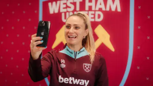 Canadian national team player Zadorsky signed permanent deal with West Ham United