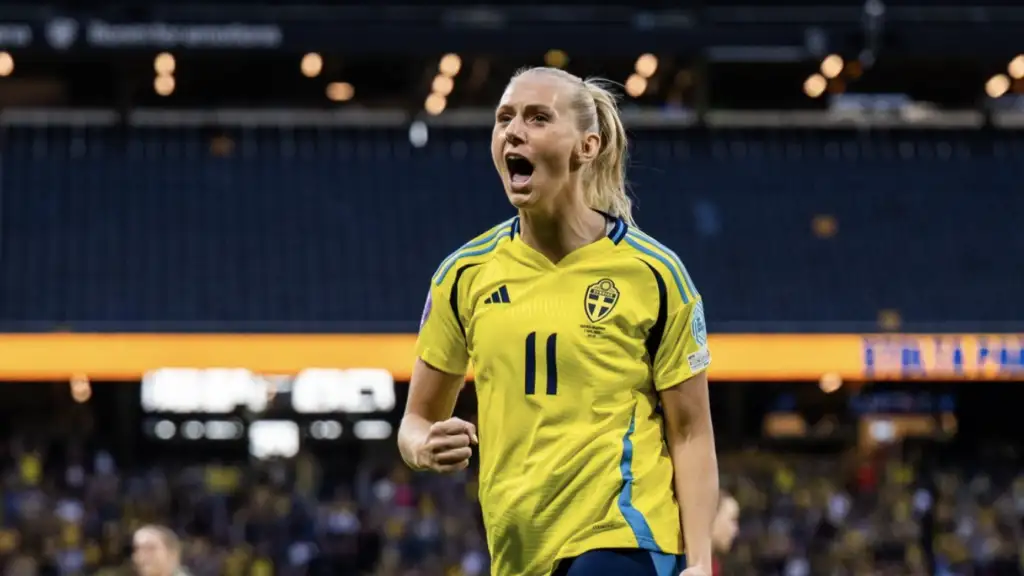 Blackstenius' hattrick secured Sweden's first-ever place in the Nations League semi-finals