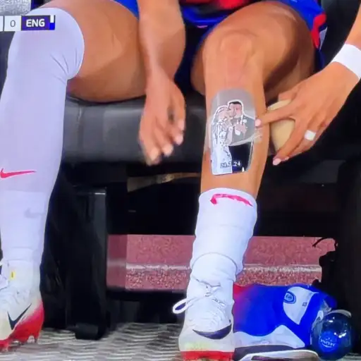 Whose shinpads are these?