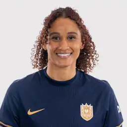Lynn Williams Biyendolo