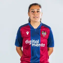 Paula Fernández