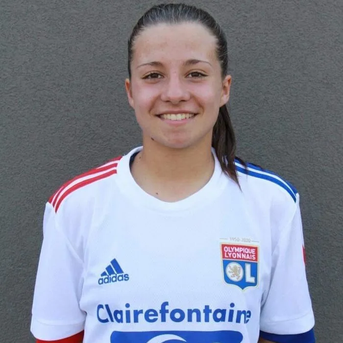 Abigail Charpentierr