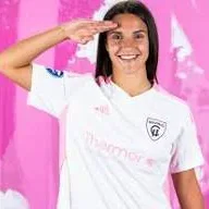 Paula León