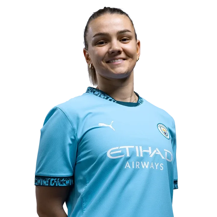 Laura Wienroither