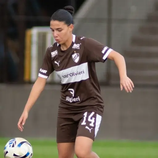 Julia Vinhas Robledo